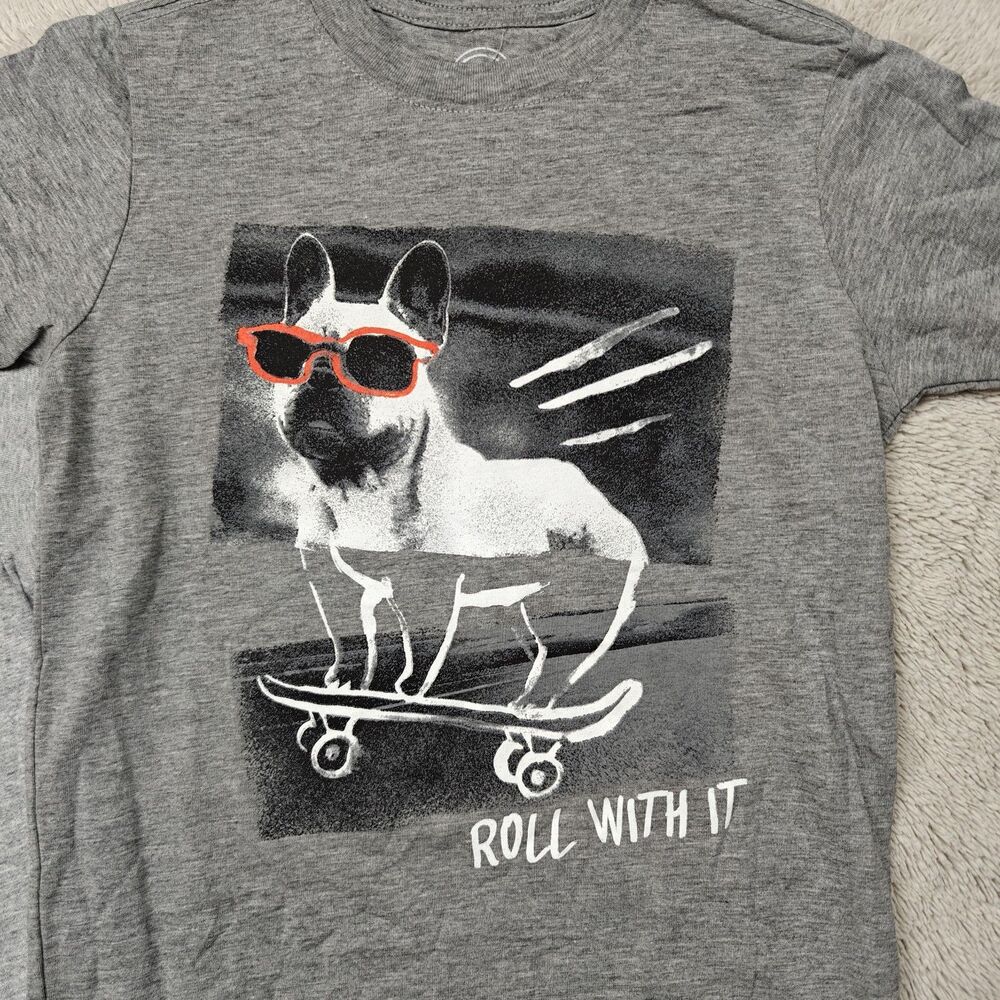 Boys T-shirt Bundle Size 6-7 XS/S Gray FNAF Five Nights Skateboard Pug NEW - Picture 2 of 4